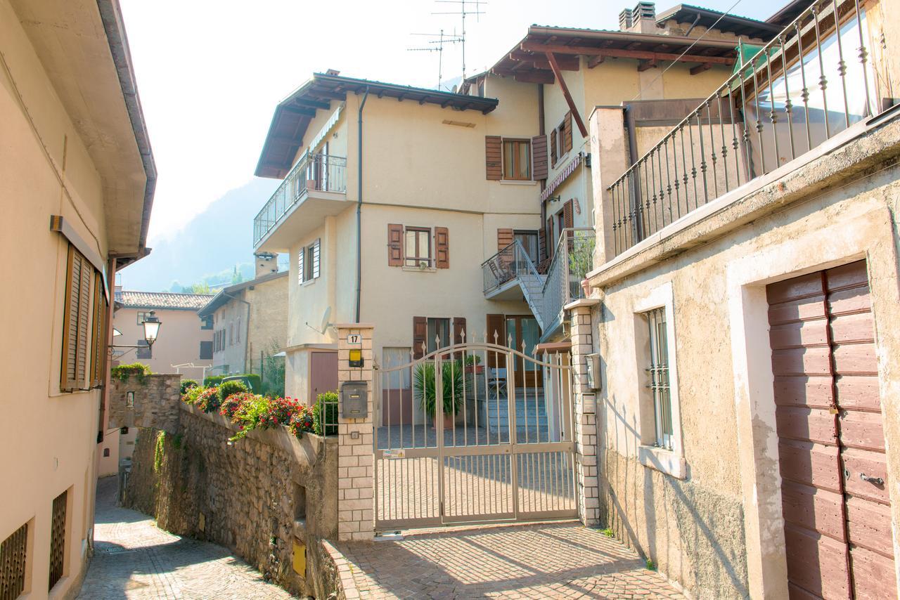Appartement Casa Del Borgo Vesio à Tremosine Extérieur photo